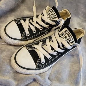 Youth sz 12 Converse Chuck Taylor All Star Black Sneaker Shoes